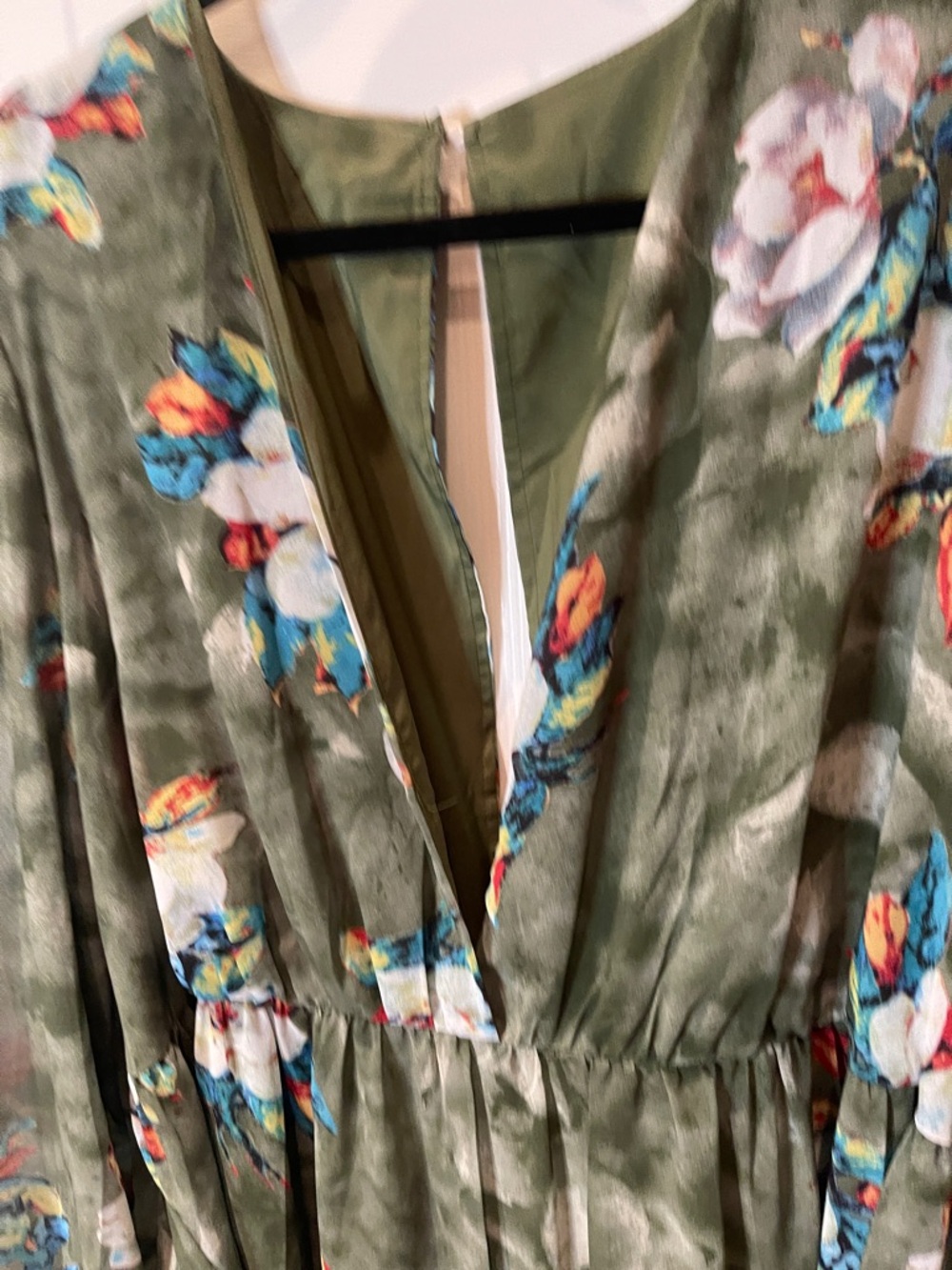 Olive Floral V-Neck Maxi Dress with Belt - Picture 7 of 9